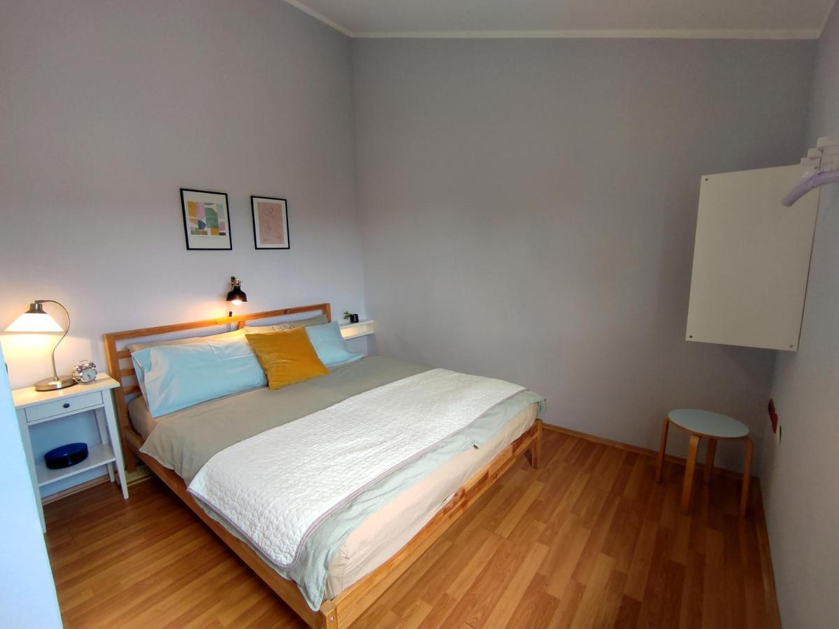 Apartment For Two 200M From The Beach Pula Bagian luar foto